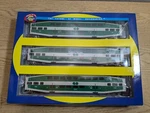 Athearn 2581 - Go Transit Bombardier Control Car And Coach Ho Scale. Fixed Price $300.00.