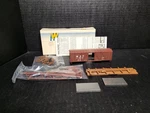 Walthers Ho Scale 40FT Ss Box W/wood Ends #932-2152. Fixed Price $19.95.