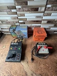 Mrc Tech Ii Railmaster 2400 And Lionel Type 0100 Controller Ho Trains. Fixed Price $65.00.