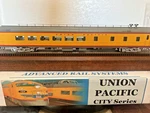 Union Pacific " City Acf 48-SEAT Diner W/antenna Ho Scale 932-9540 New Oop. Fixed Price $129.95.