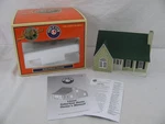Trains Gauge Lionelville Lighted Suburban Fieldstone House #6-34112 Vg. Fixed Price $39.99.