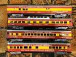 5 Piece Royal American Shows Passenger Car Set Con-cor Rivarossi & Ihc. Fixed Price $75.00.