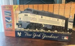 Railking New York Yankees Gauge Train Set 30-4121-1 Digital Sound, Diesel, Dvd. Fixed Price $300.00.