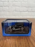 Ricko 1:87 Ho 31 Lincoln Model Black ITEM#38381 New Box. Fixed Price $26.00.