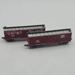 (X2) Model Power 3442 Northern Pacific Pig Palace Stock Car 82938 Scale. Fixed Price $39.99.