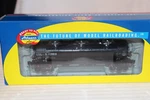 Ho Scale Athearn, Triple Dome Tank Car, Union Line Black #4263 - 73689. Fixed Price $48.00.