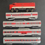 American Flyer Ho Passenger Car Set The Texas Special Red Silver 2-RAIL Dc. Fixed Price $300.00.
