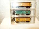 Micro-trains Scale 3-36' Woodside Reefer Cars-meat-packers Of Chicago-new &bx. Fixed Price $66.99.