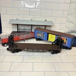 Lionel Gauge Piece Lot Penn Flatcar 473897 Billboard 25030 Platform 6-24190. Fixed Price $40.00.