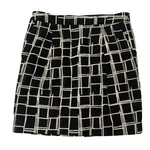 Gap Black & White Mod Short A-line Skirt Fully Lined With Pockets Size 8. Fixed Price $17.82.