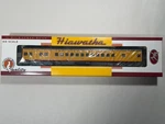 Fox Valley Hiawatha Milwaukee Coach 4432 Yellow Gray Ho Nos Unopened Fvm 10041. Fixed Price $38.00.