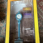 Mth 30-1072 Teal Railking Operating Die-cast Street Clock Nib. Fixed Price $40.00.