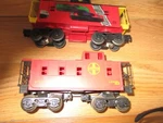 (2) Lionel Gauge Cabooses- #63594 Nascar & Atsf #9061 Santa Fe. Fixed Price $14.99.