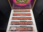 Mth 20-6523 Southern Pacific Daylight 70' Streamlined Passenger 5-CAR Set Lnib. Fixed Price $395.00.