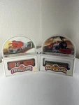 Bachmann N-scale Combo:unionpacific Combine&santafe Box Car. Fixed Price $30.00.