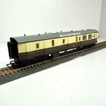 Oo Airfix Centenary 54209-2 Brake 3RD Cornish Riviera Route #4575. Fixed Price $25.00.