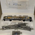 Hawthorne Village Nfl Green Bay Packers "offensive Power" Dome Car & Ez Track. Fixed Price $49.99.