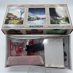 Ho Walthers International Bay Window Caboose Great Northern 932-4368 Train. Fixed Price $28.99.