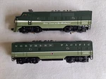 Lionel Northern Pacific 6-18147, 6-14561, 6-39179, 6-19166 Passenger Set New. Fixed Price $1288.00.