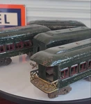 Vintage Lionel Pre-war Gauge Observation & Passenger Cars 610/612 Set Of 4. Fixed Price $150.00.