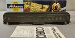 Athearn Bev-bel Ho Scale Chicago & North Western Coach Parlor Car 5347 #6105. Fixed Price $10.99.