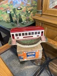 Beautiful Roof! Original Lionel Prewar 442 Diner W/box. Fixed Price $225.00.