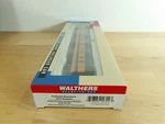 Walthers Gn Empire Builder 932-6741 Pullman-standard 10-5 Sleeper. Fixed Price $52.99.