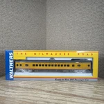 Walthers Hiawatha Yellow Scheme Milw Rd 52-SEAT Coach Car #932-9282. Fixed Price $80.00.
