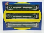 Ho Athearn 25905 Go Transit Bombardier Passenger Set (2 Coach & Control Car). Fixed Price $150.00.