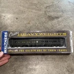 Walthers Santa Fe Pullman Heavyweight Solarium-obs Observation 932-10452 Ho. Fixed Price $75.00.