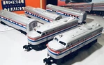 Lionel 0GAUGE Amtrak 1995 Train Set 2 Engines 8936/8937 & Cars 16095 096 097. Fixed Price $180.00.