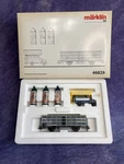 Marklin Ho 46829 Berlin Commuter Service Theme Set Original Box Freight Car. Fixed Price $64.99.