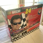 Lionel Gauge Nascar Jeff Gordon Freight Cars Set 1:43 W/ Operating Features. Fixed Price $72.00.