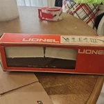 Lionel Gauge Np Flat Car Brown/white Model Railroad Freight 6-9122. Fixed Price $25.00.