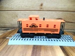 Lionel O/O27 Gauge Rio Grande 9077 Train Cupula Caboose & Operating Coupler. Fixed Price $12.75.