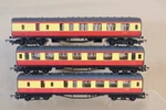 Hornby R437 R438 Of Red Cream Stanier Composite & Brake Coach. Fixed Price $63.34.