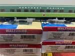 Northern Pacific Loewy 2-TONE Sleeper Set 4 Pack Ho Scale W/interior New Oop. Fixed Price $443.95.