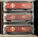 Scale Micro-trains Santa Fe Weathered Box Car 3-PACK 98305023 Mint. Fixed Price $149.95.
