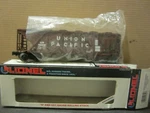 Lionel 19319 Union Pacific Up 4-BAY Quad Covered Hopper. Fixed Price $34.99.