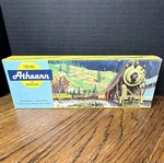 Athearn Ho Southern Pacific Lighted Streamline Passenger Car Kit Mpn 0823-3:69. Fixed Price $11.99.
