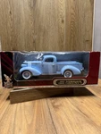 Road Signature Blue 1937 Studebaker Coupe Pick 1:18 Scale Diecast Nib. Fixed Price $109.99.