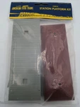 American Flyer 1920010 Station Platform Kit. Fixed Price $28.62.