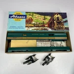 Ho Athearn 1786 Northern Pacific Baggage Car Streamlined Black Trucks. Fixed Price $11.97.