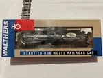 Ho Scale Walthers 932-7265 Chsx #255090 Harvest States Funnel Flow Tank Car. Fixed Price $50.00.