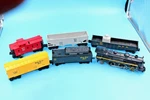Lionel Gauge Nkp 8617 Steam Locomotive And Four Freight Car Set. Fixed Price $50.00.