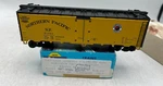 Athearn Ho 1023 Limited Northern Pacific 40' Steel Reefer 91321 Freight Car. Fixed Price $19.99.