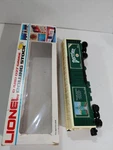 Lionel 6-9814 Train Gauge Model Railroad Perrier Billboard Reefer Car W/box. Fixed Price $28.00.