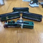 Thomas Kinkade Christmas Express Hawthorne Village 5-PIECE Train Set Scale. Fixed Price $74.99.