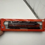 Ihc 1941 Ho Scale Gulf Mobile Ohio E-8 Powered Diesel Locomotive #100 In Box. Fixed Price $139.99.